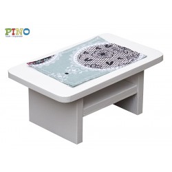 Ława - stół z bieżnikiem w angielskim stylu