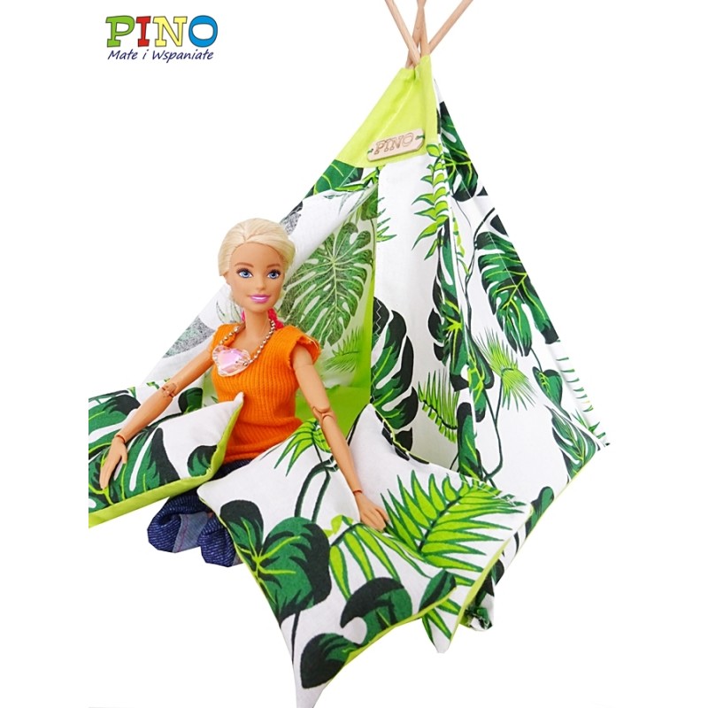 Piękny wigwam dla lalek w liście monstera z poduszkami