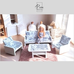 Koronkowe mebelki drewniane...